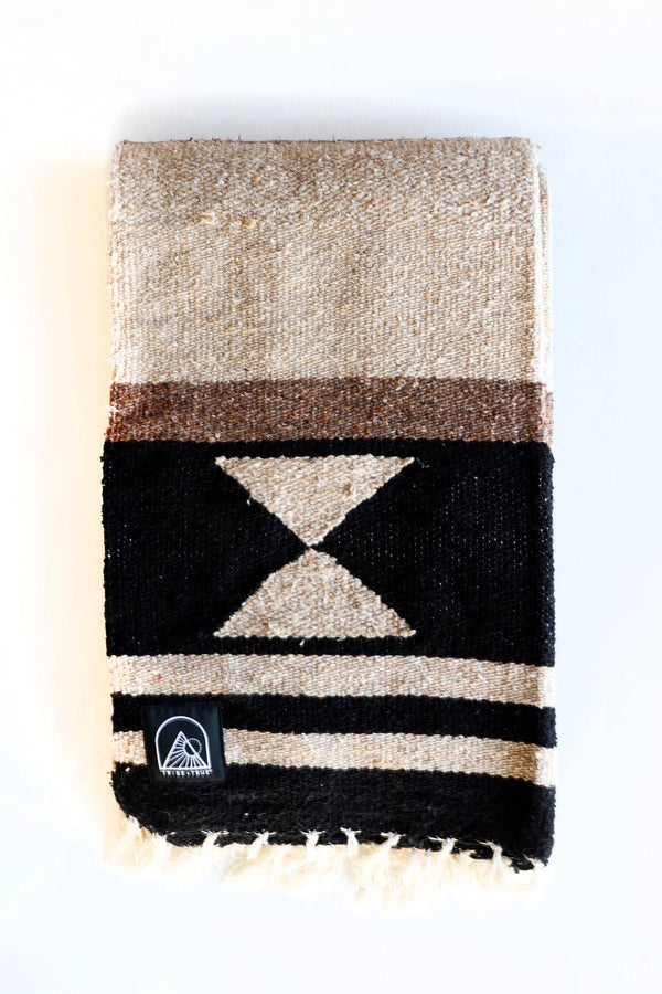 Blackstone Lines  // Handwoven Blanket