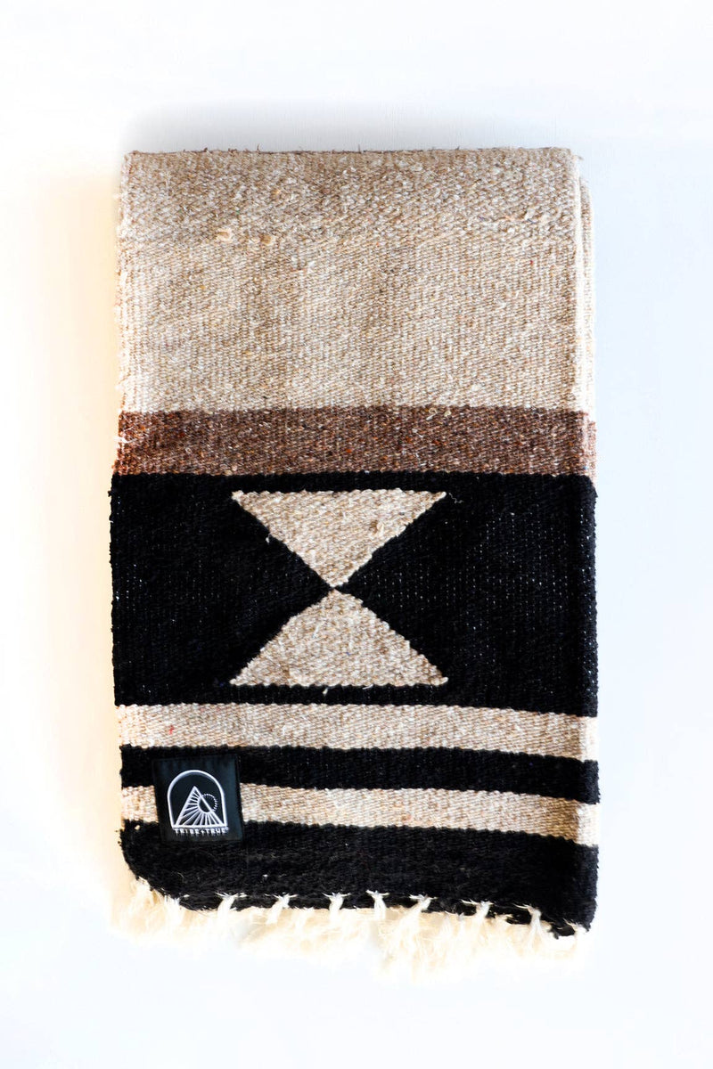 Blackstone Lines  // Handwoven Blanket