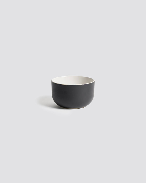 Stoneware Dinner Bowl | Matte Black/Shiny White
